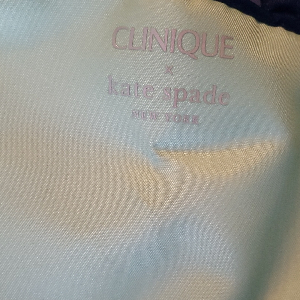 Liz Claiborne Cream Tote with Pink Logo